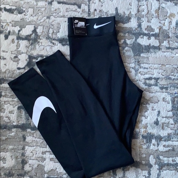 Nike Pants - NIKE training leggings
